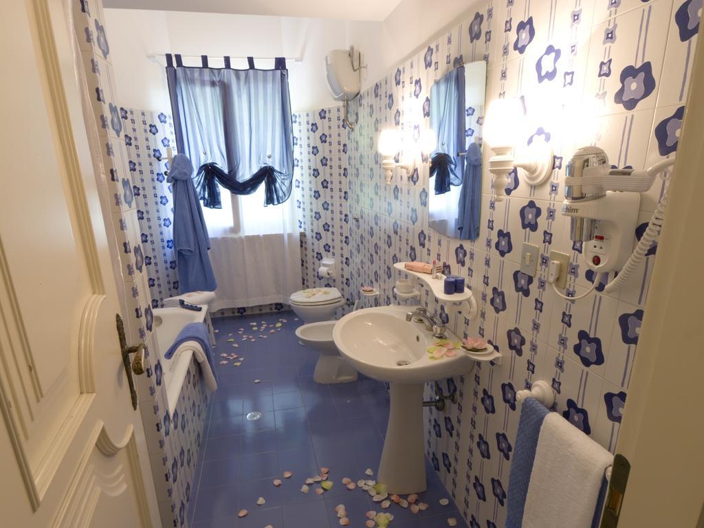 Affittacamere Villa Gigli Sirolo Buitenkant foto